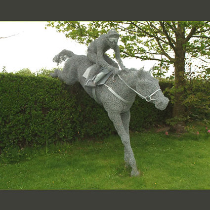 Till - Rupert (sculpture)