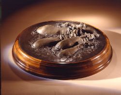 Toms - Nicola (sculpture)